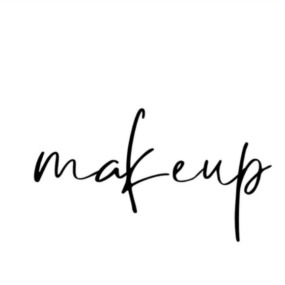 Makeup - Picture 1 of 2